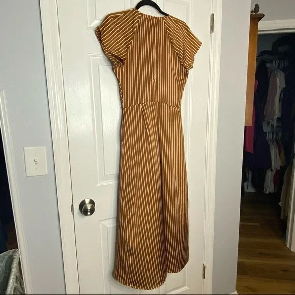 Francesca’s Closet Sandy & Sid Dress Brown Wrap Front striped midi ruffle skirt - Picture 8 of 9